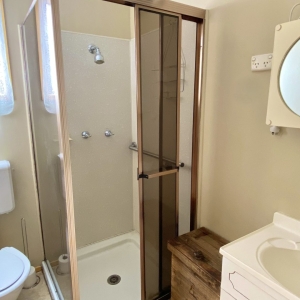 45GL_Bathroom